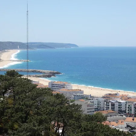 Blue Sky - With Roof Terrace In Nazaré
