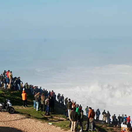 Blue Sky - With Roof Terrace In Nazaré