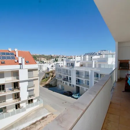 Blue Sky - With Roof Terrace In * Nazaré