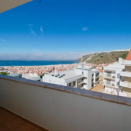 Blue Sky - With Roof Terrace In Apartman