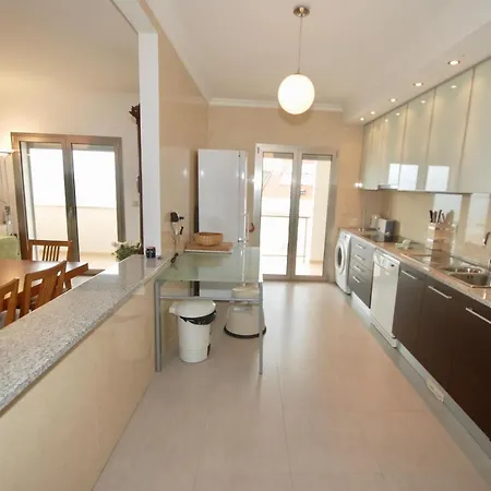 Blue Sky - With Roof Terrace In Apartman *