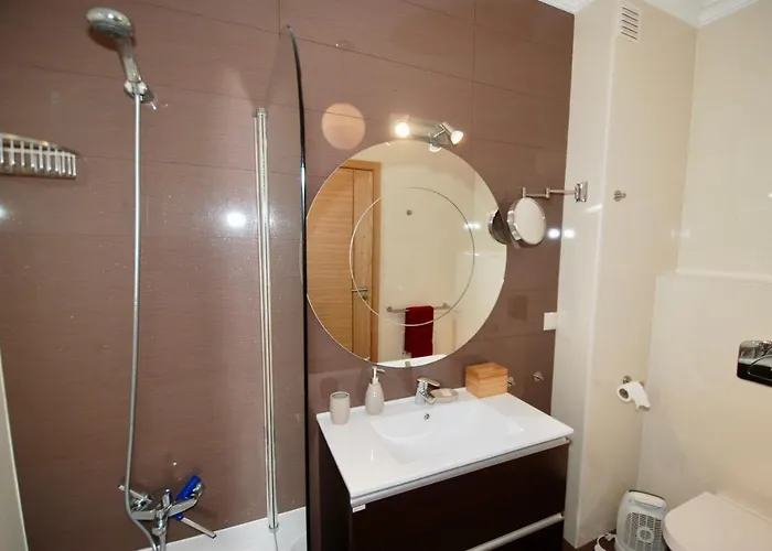 Blue Sky - With Roof Terrace In Appartamento Nazaré